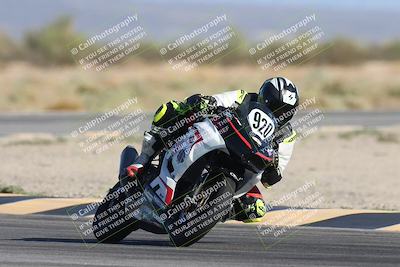 media/Oct-04-2025-CVMA (Sat) [[408bcdd6e4]]/Race 14-500-400-350 Supersport/